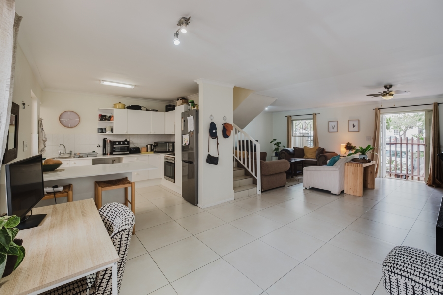 3 Bedroom Property for Sale in Gardens Western Cape